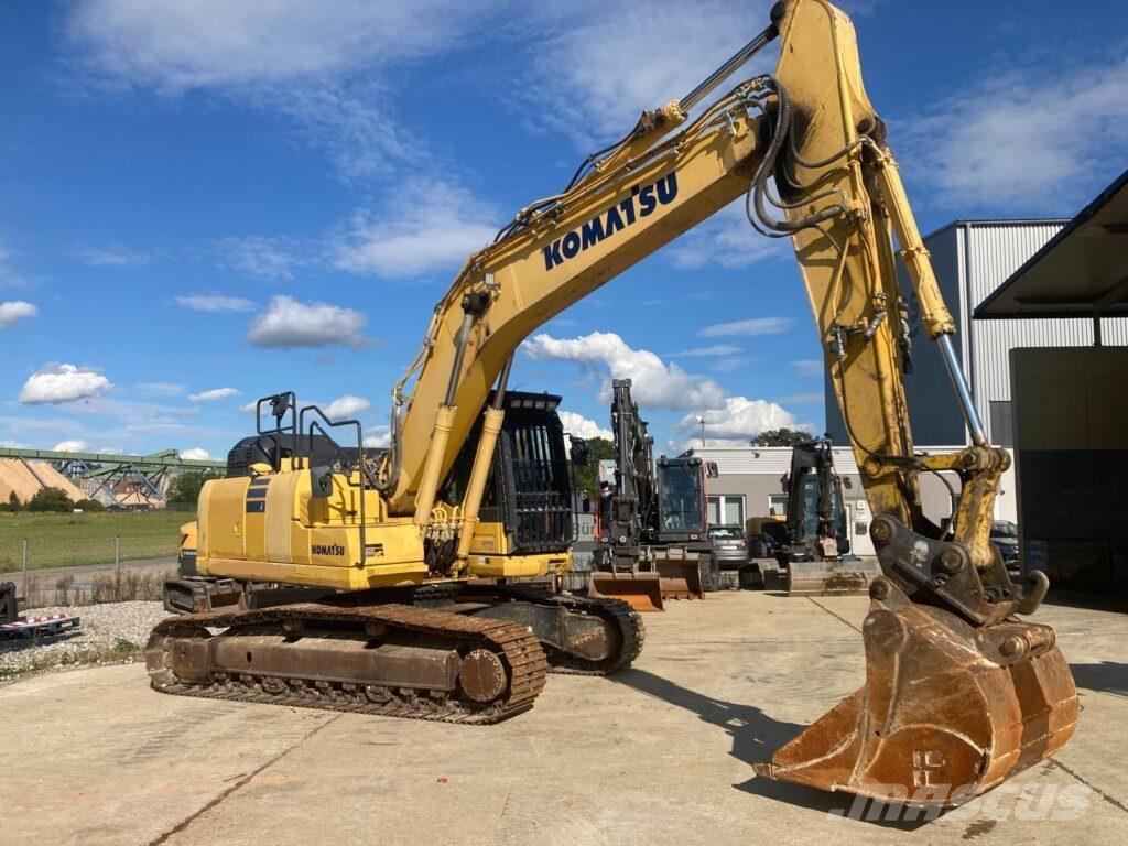 Komatsu PC210LC-11 Escavatori cingolati