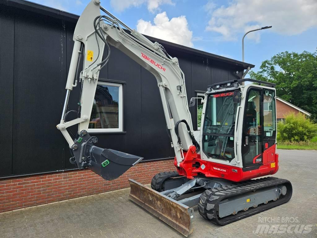 Takeuchi TB 260 Miniescavatori