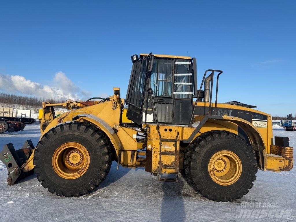 CAT 950G Pale gommate