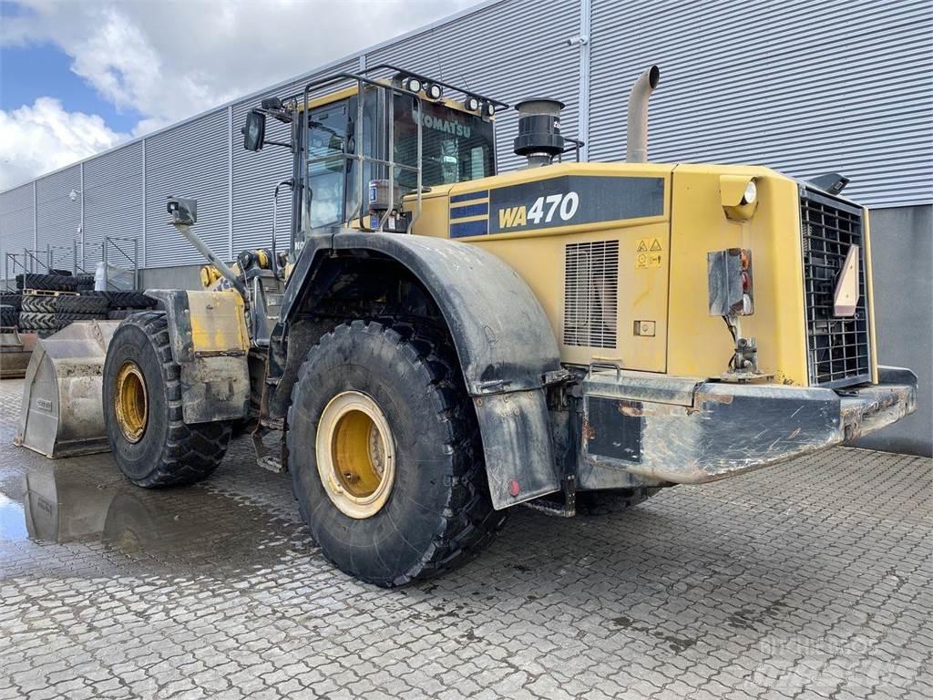Komatsu WA470-7 Pale gommate