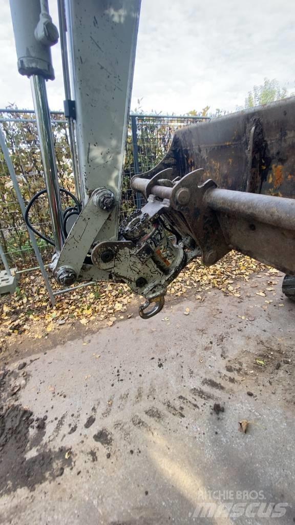 Takeuchi TB 240 Miniescavatori