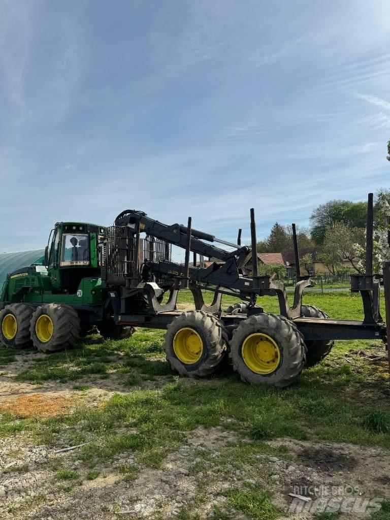 John Deere 1510G Forwarder