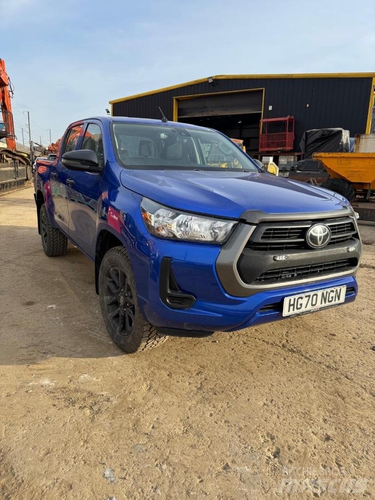 Toyota Hilux Active Pick up/Fiancata ribaltabile