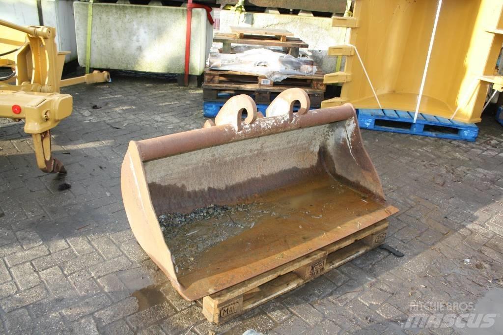CAT CW1 Bucket Benne