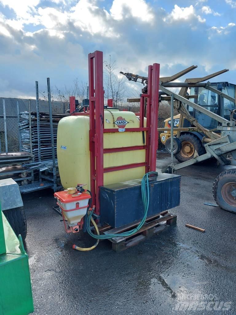Hardi 1000 liter Irroratori montati