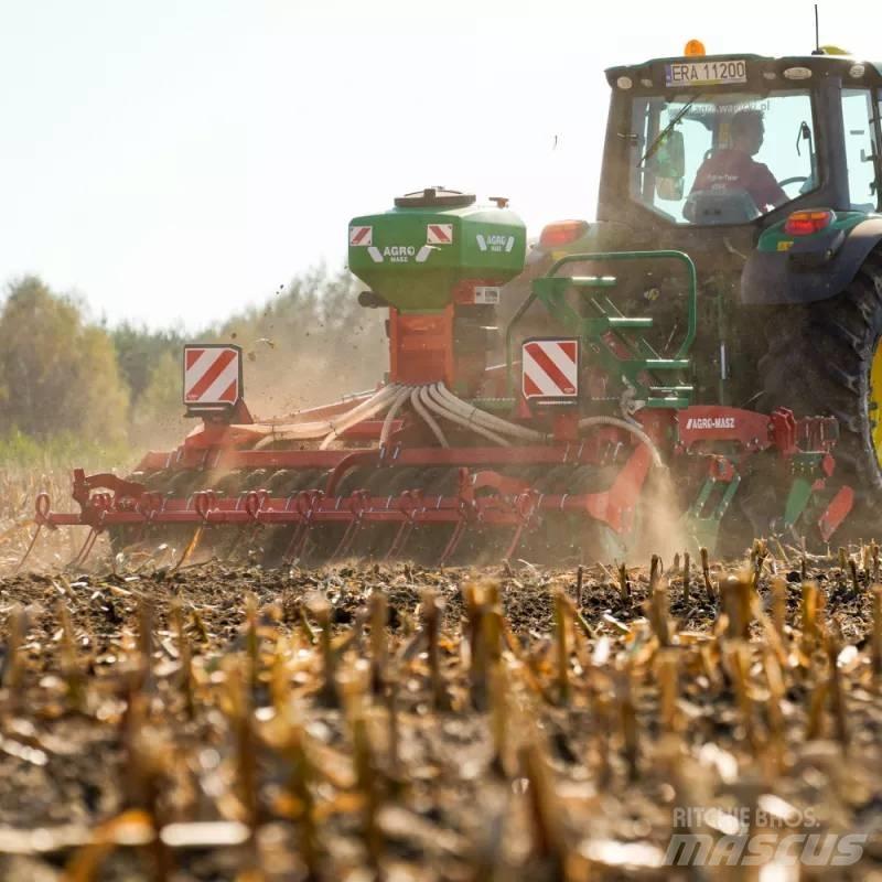 Agro-Masz SP230 Perforatrici