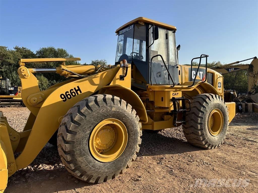 CAT 966 H Pale gommate