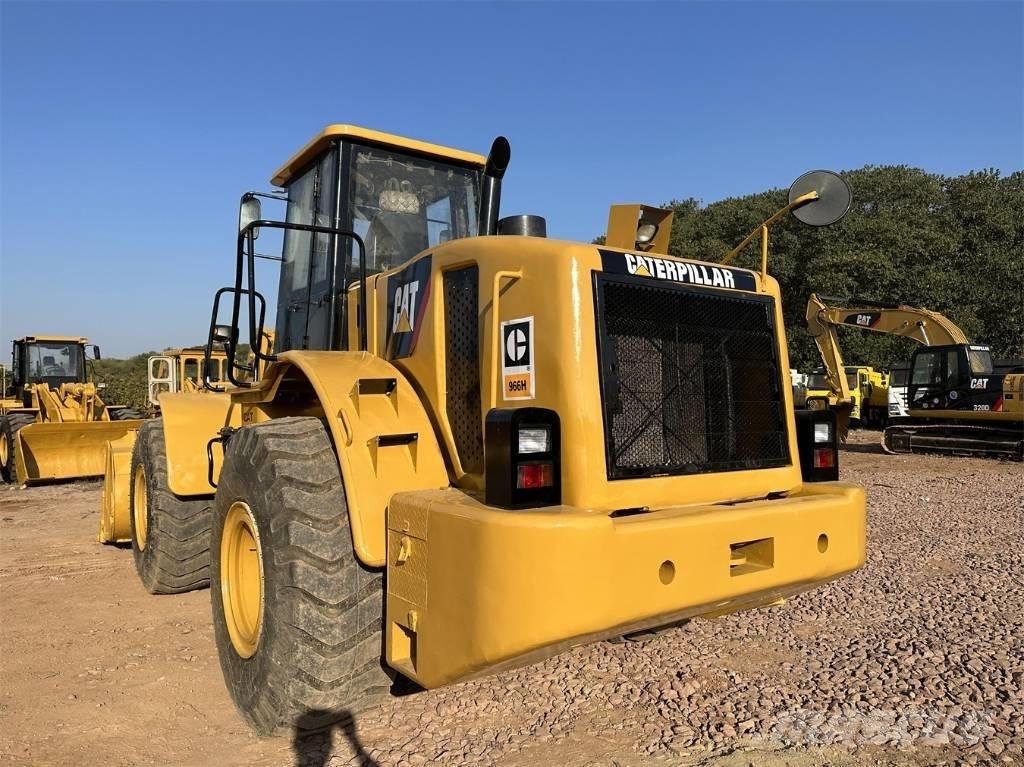 CAT 966 H Pale gommate