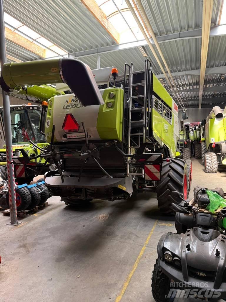 CLAAS Lexion 8900 TT Mietitrebbiatrici