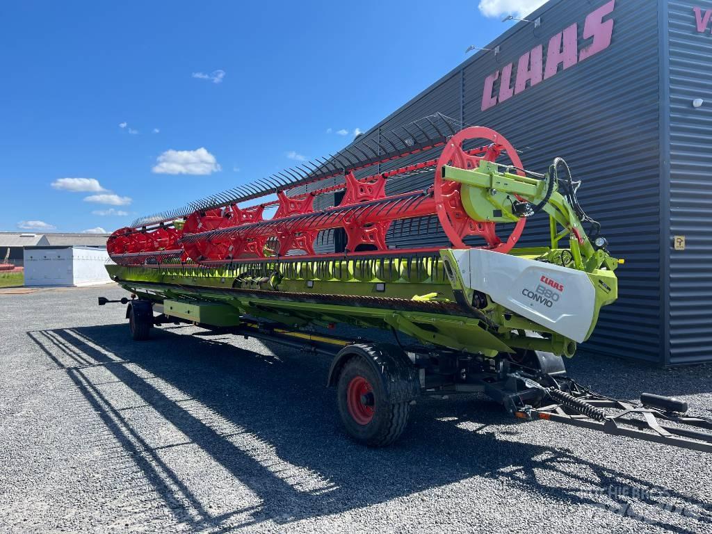 CLAAS Lexion 8900 TT Mietitrebbiatrici