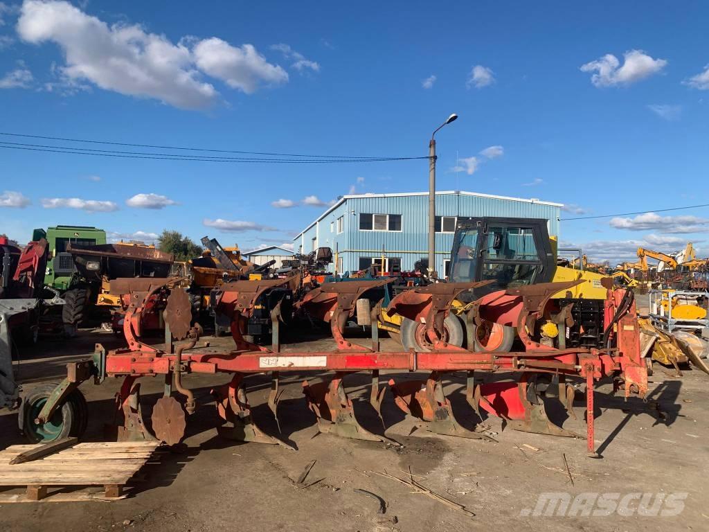 Vogel & Noot 5 Aratri reversibili