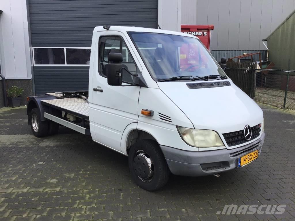 Mercedes-Benz 416 Motrici e Trattori Stradali