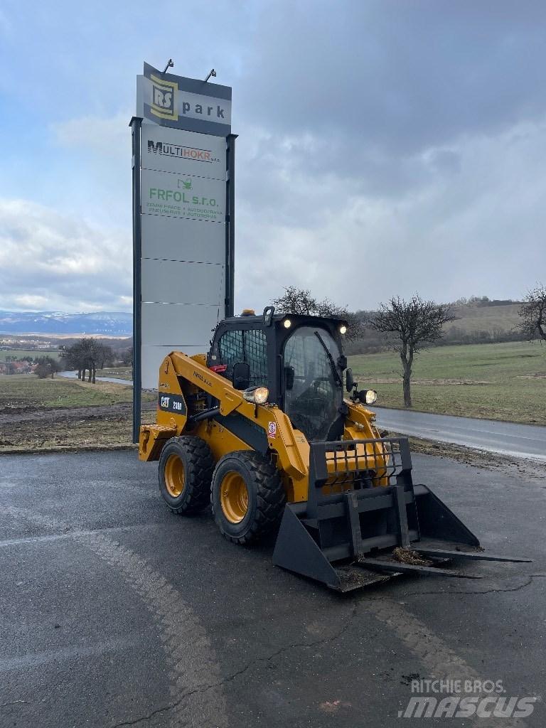 CAT 236 D Mini Pale Gommate