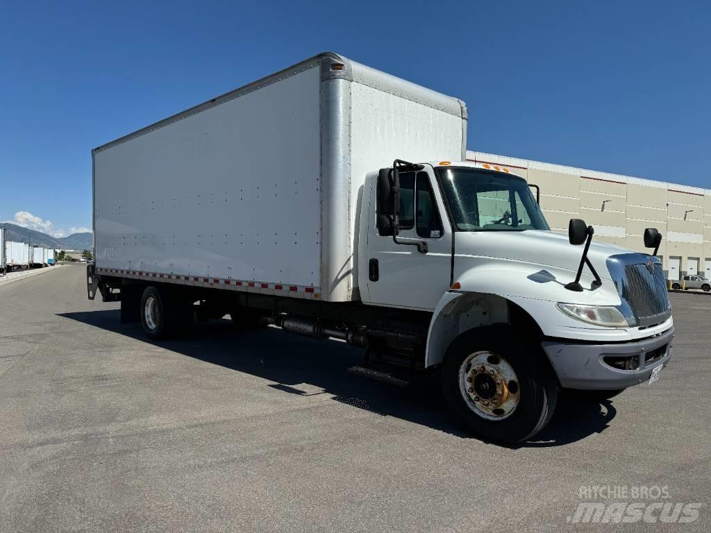 International 4300 Camion cassonati