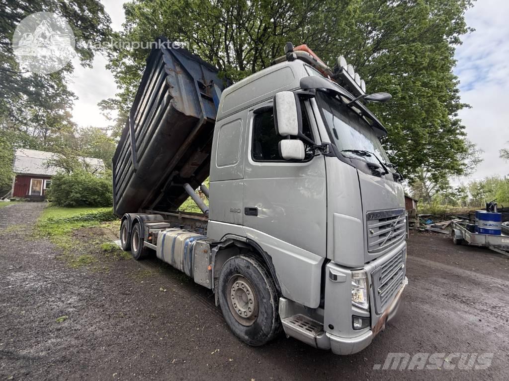 Volvo FH 16 660 Camion con gancio di sollevamento