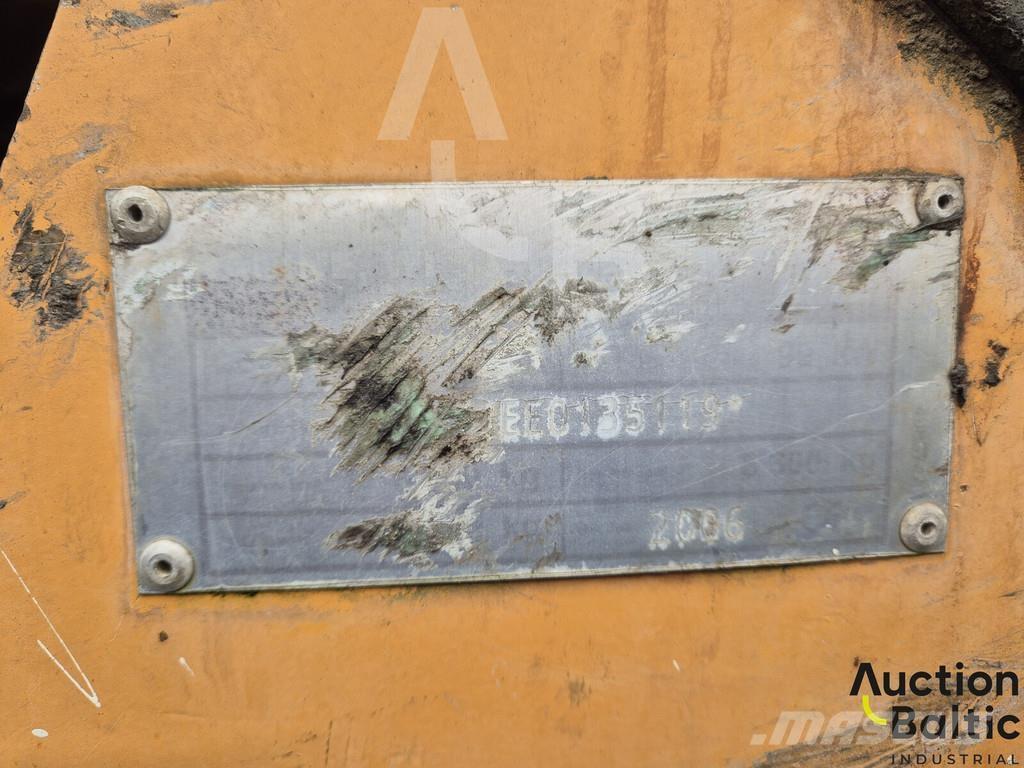 CASE 621 D Pale gommate