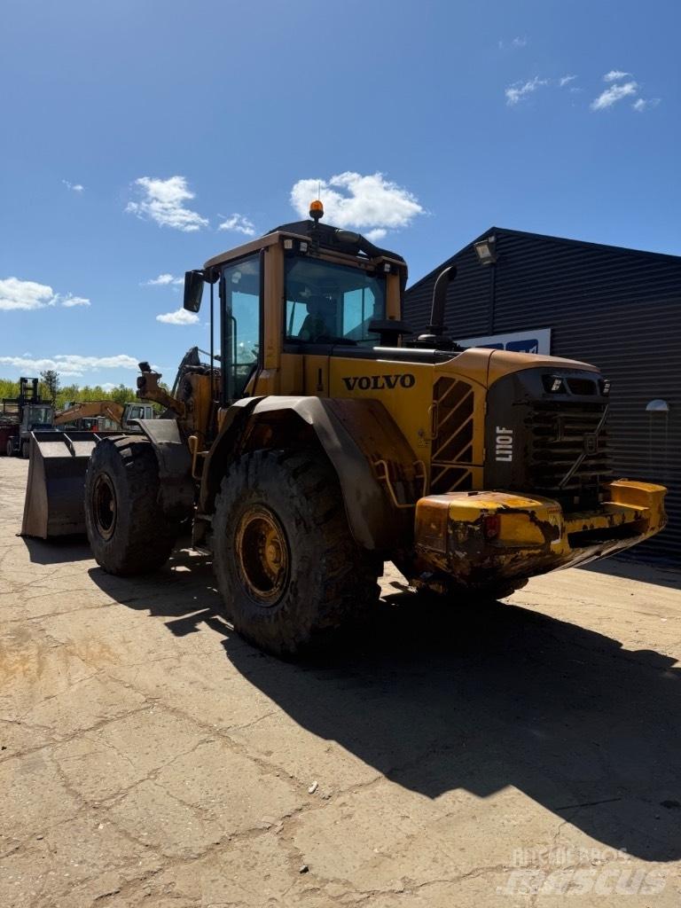 Volvo L 110 F Pale gommate