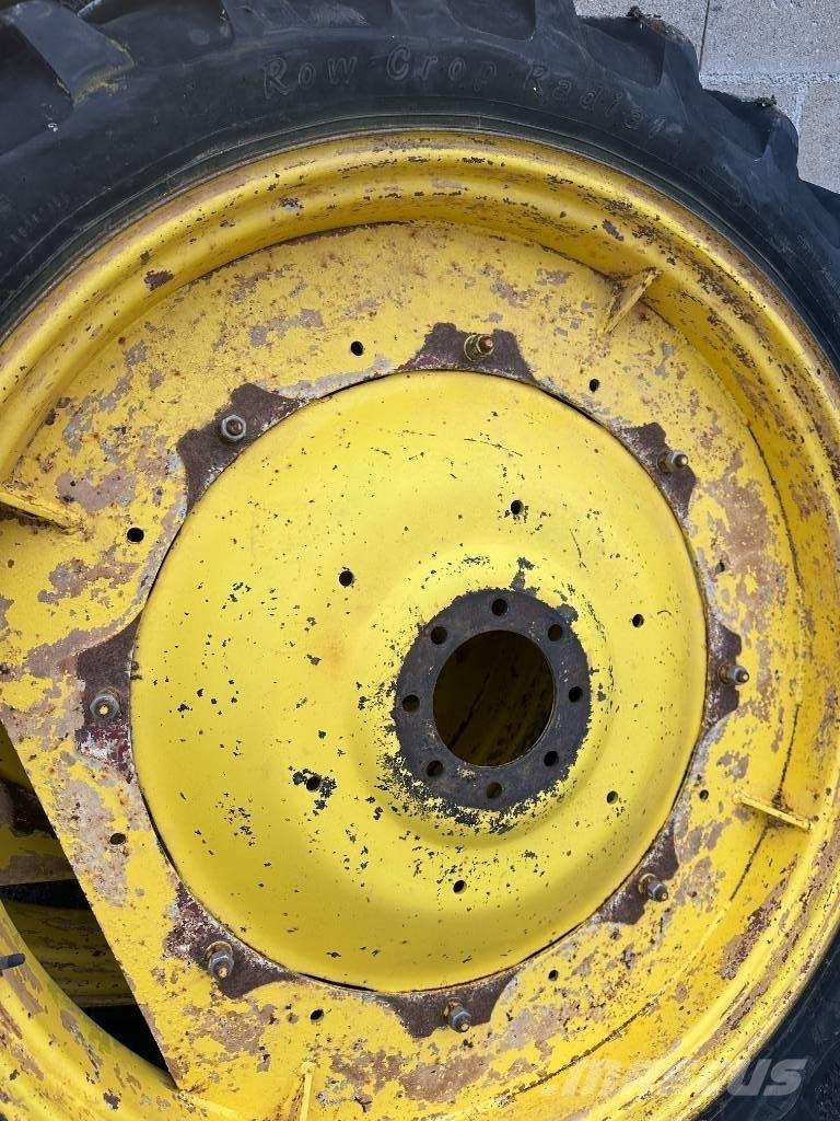 Alliance 230/95R44 Pneumatici, ruote e cerchioni