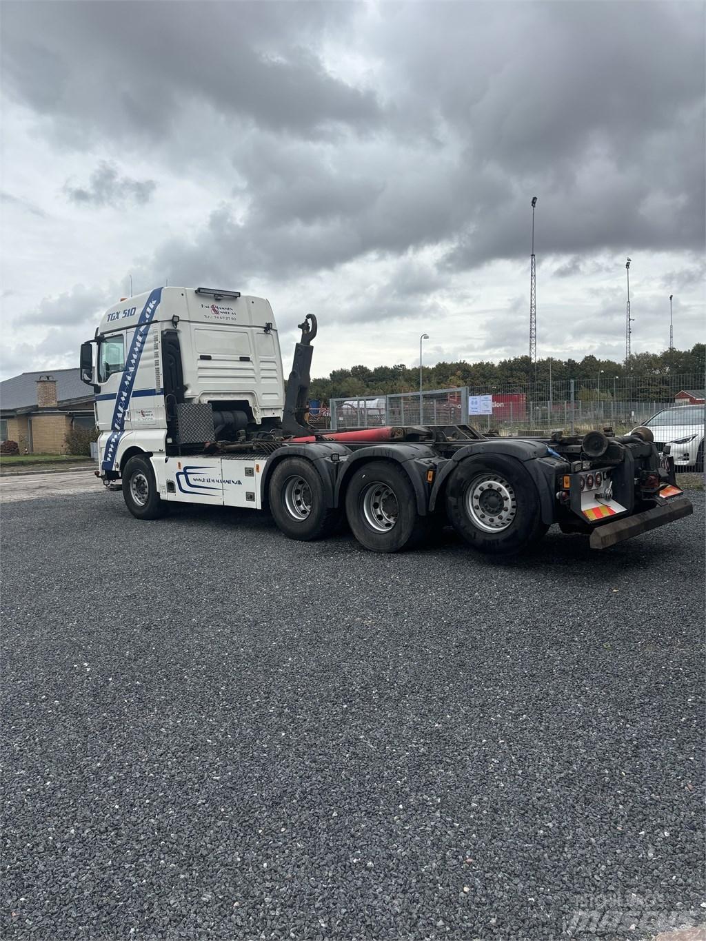 MAN TGX 35.510 Camion con gancio di sollevamento