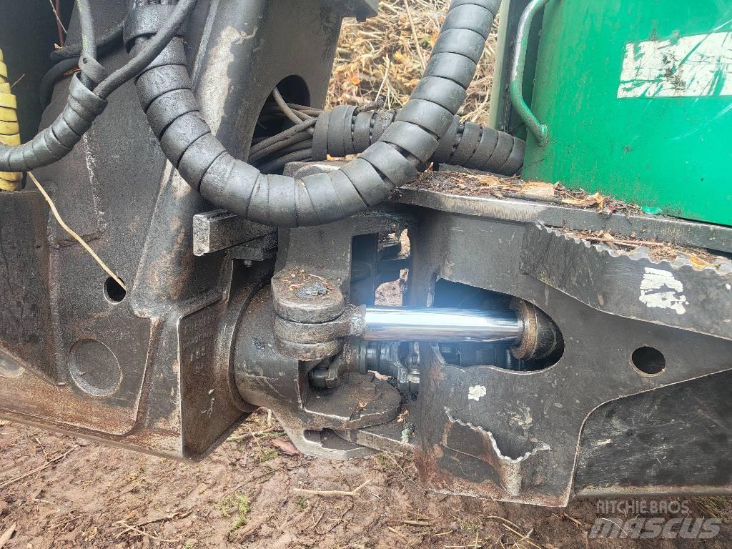 Timberjack 1110D Forwarder