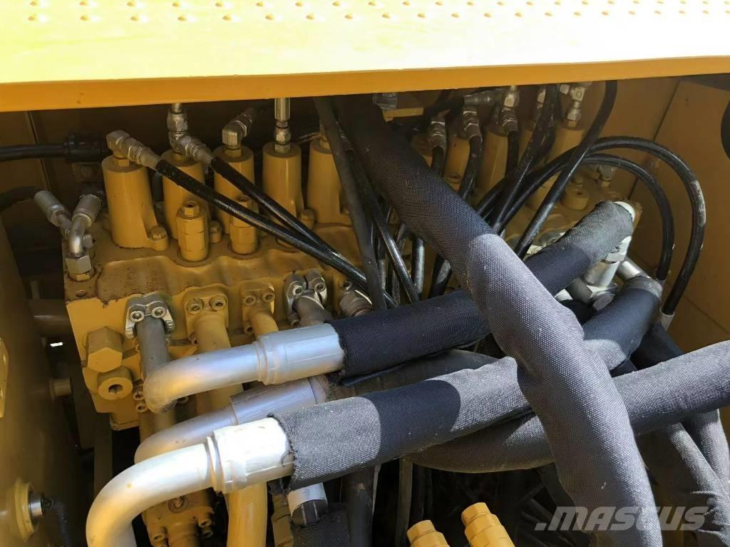 CAT 320D Escavatori cingolati