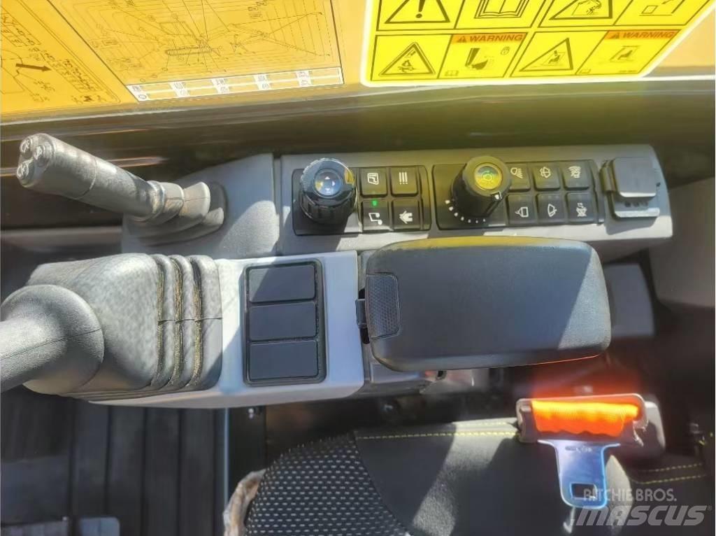 CAT 305 CR Miniescavatori