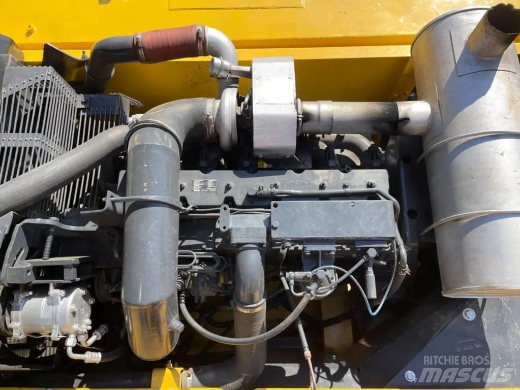 Komatsu PC300-7 Escavatori cingolati