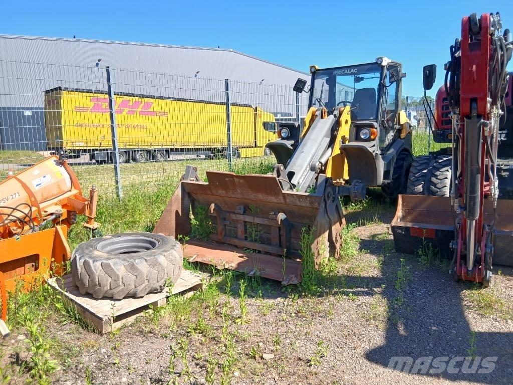Mecalac AX 850 Pale gommate