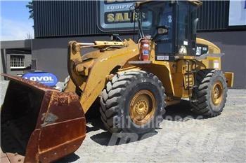 CAT 938H Pale gommate