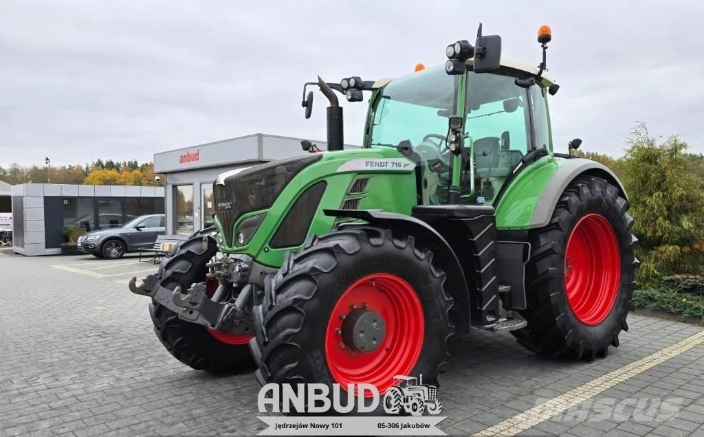 Fendt 716 Vario S4 Trattori
