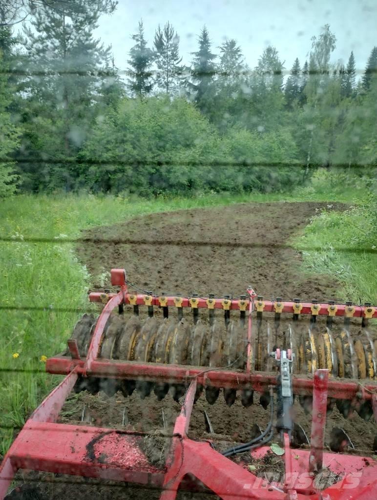 Väderstad CR 3000 Erpici a dischi