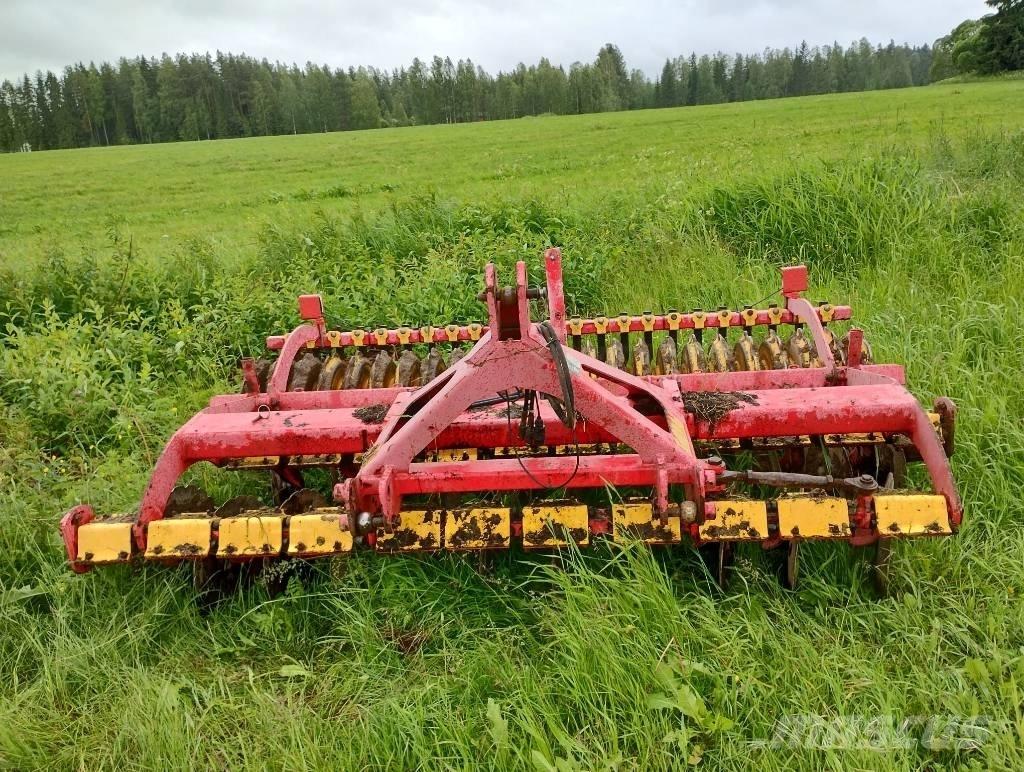 Väderstad CR 3000 Erpici a dischi