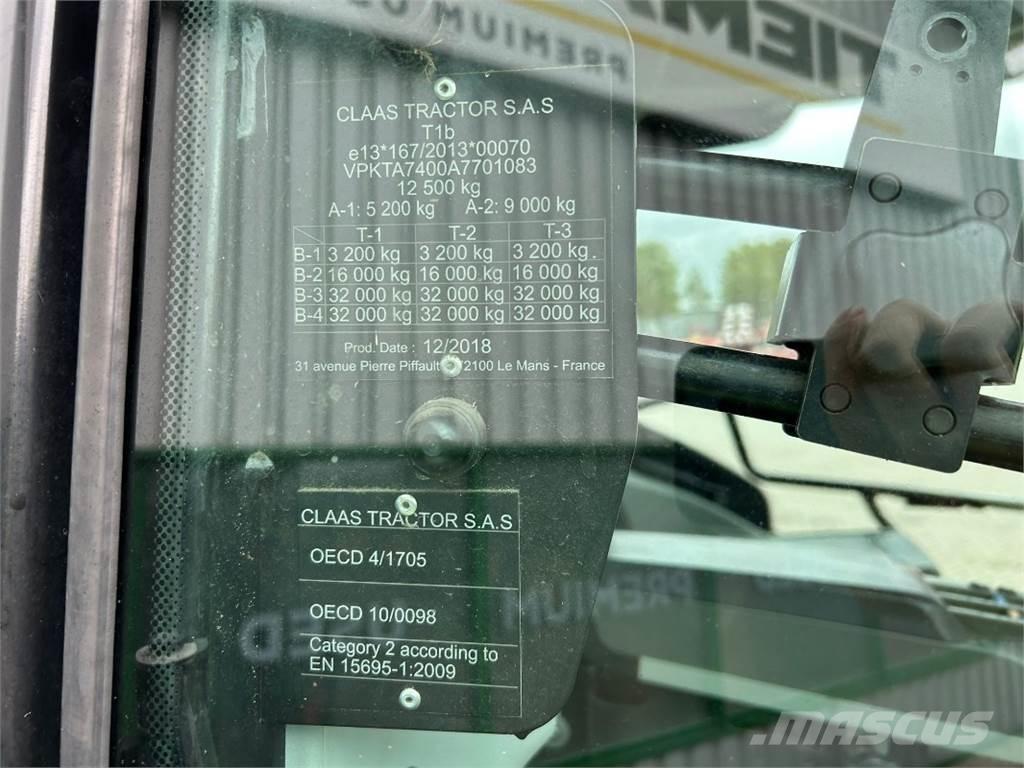 CLAAS Arion 660 Trattori