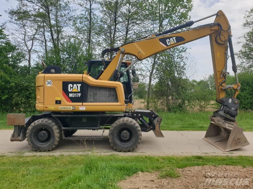 CAT M 317 F Escavatori gommati