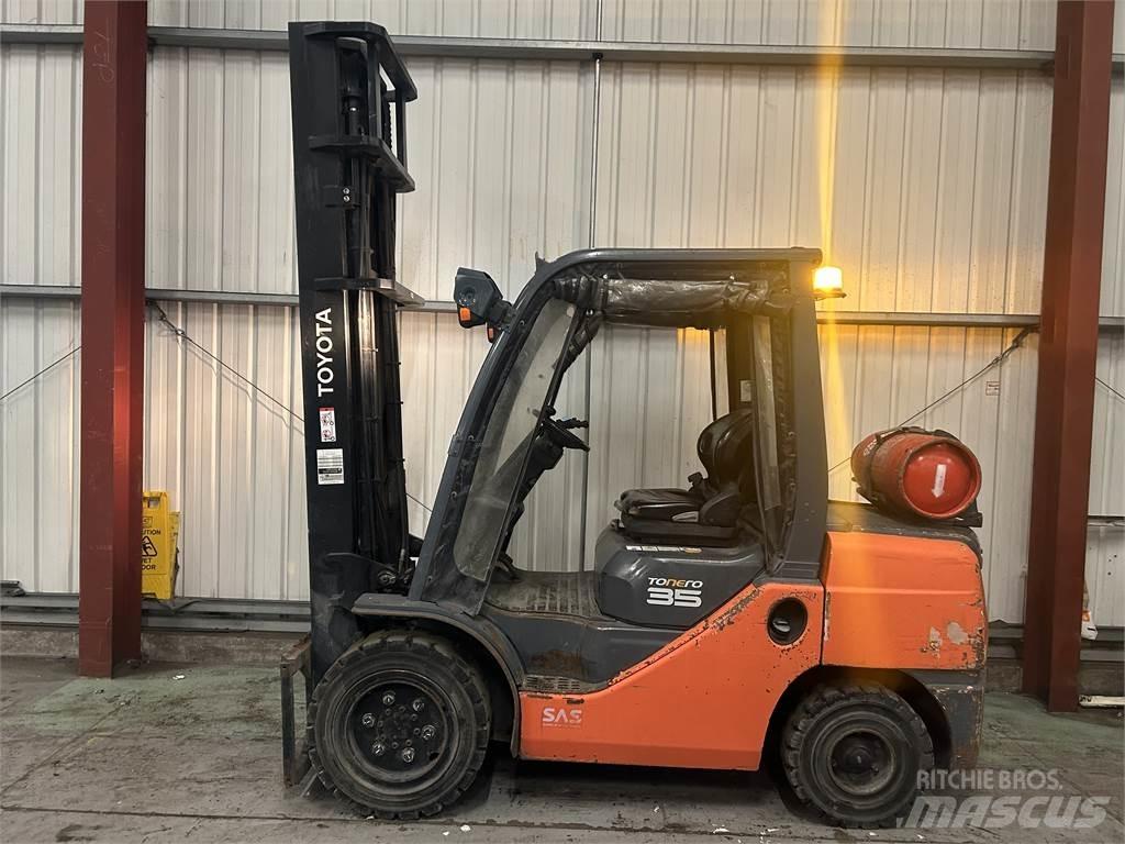 Toyota 02-8FGJF35 Carrelli elevatori GPL