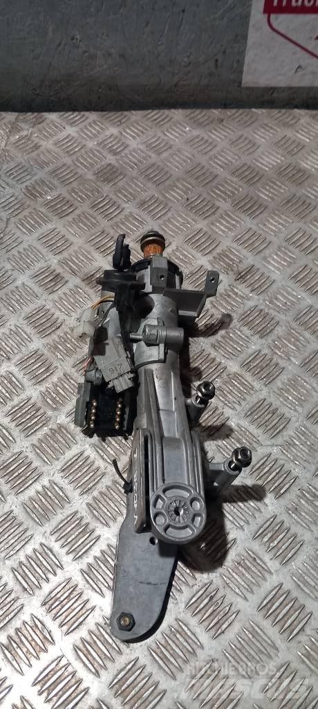 Volvo FH 12   1061138 Cabine e interni