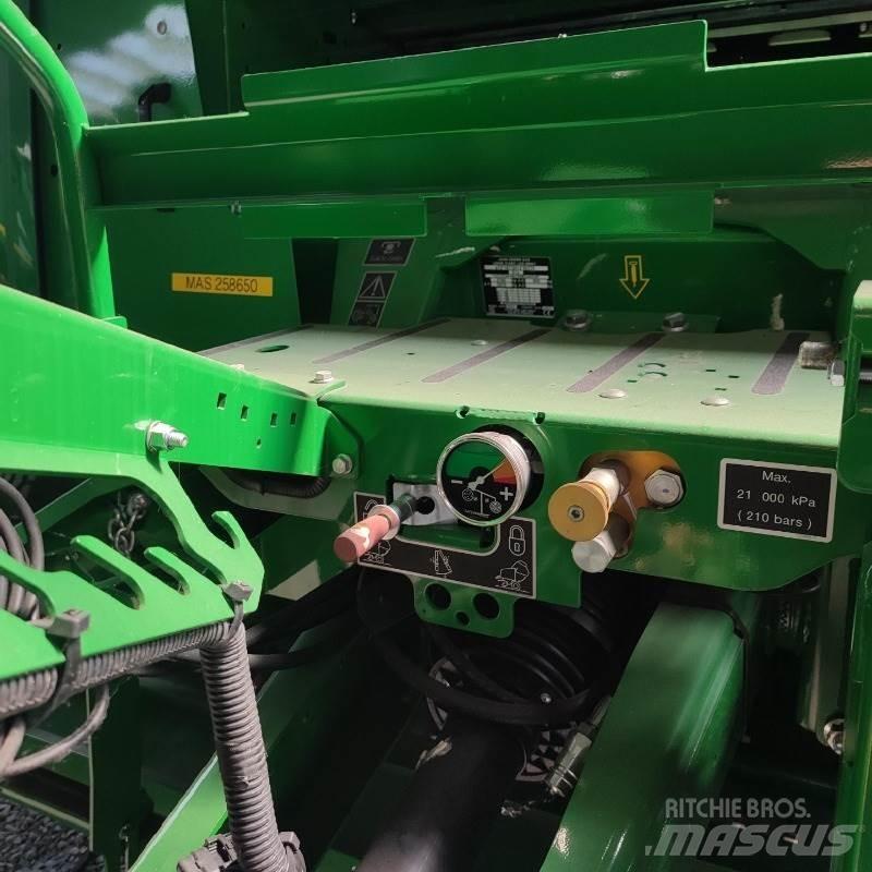 John Deere F441M Rotopresse