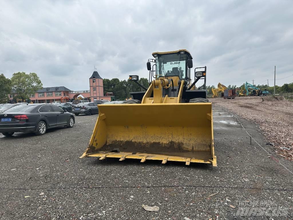 SDLG L956F Pale gommate