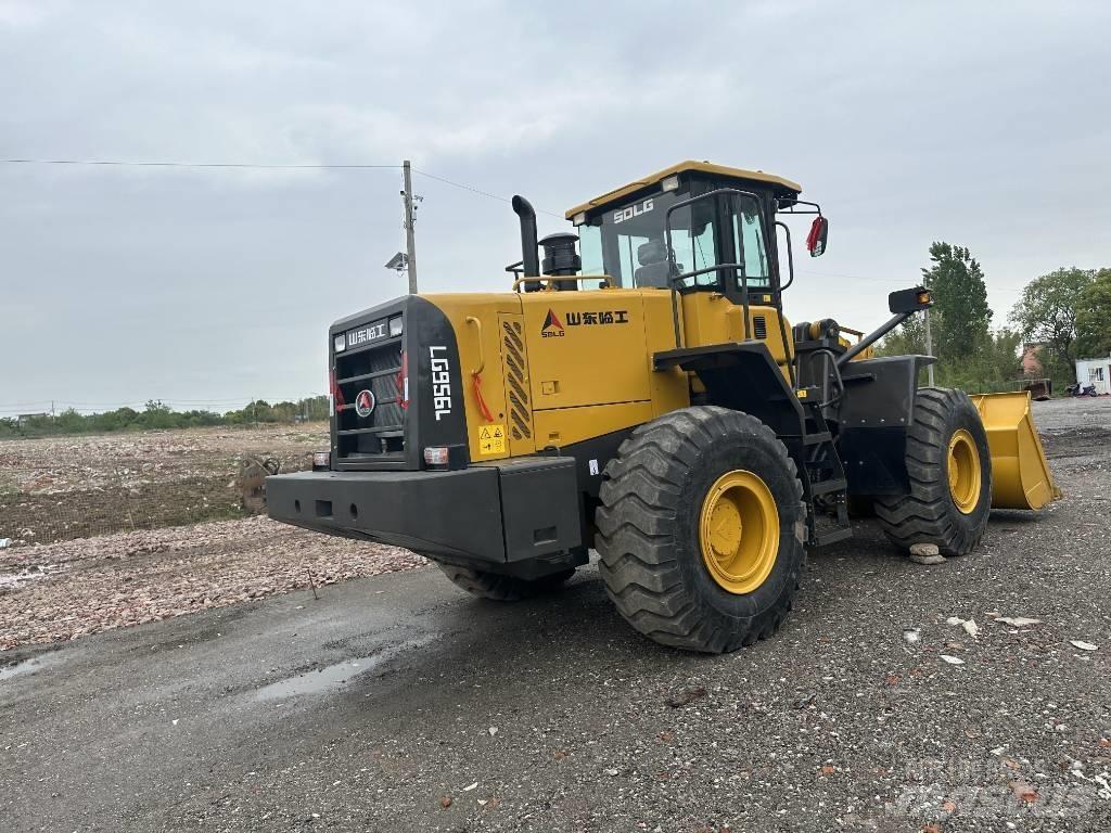 SDLG L956F Pale gommate