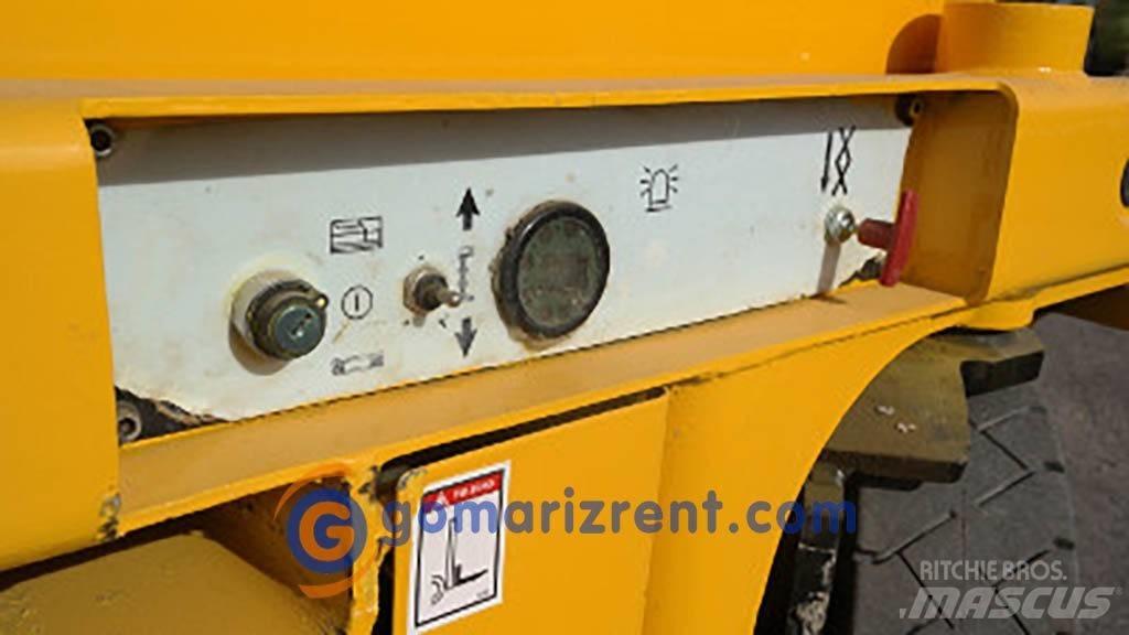 Haulotte Compact 8 Piattaforme a pantografo