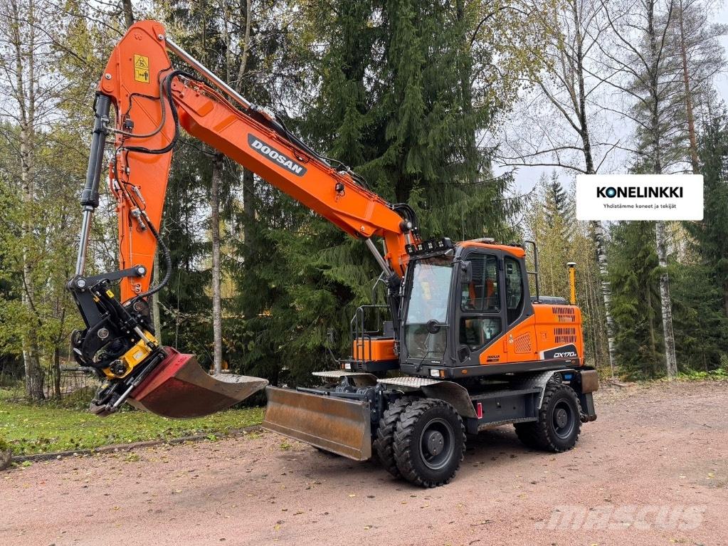 Doosan DX 170 W-5 Escavatori gommati