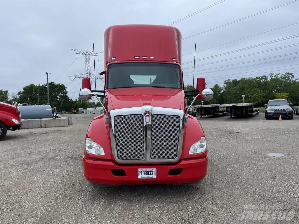 Kenworth T 680 Motrici e Trattori Stradali