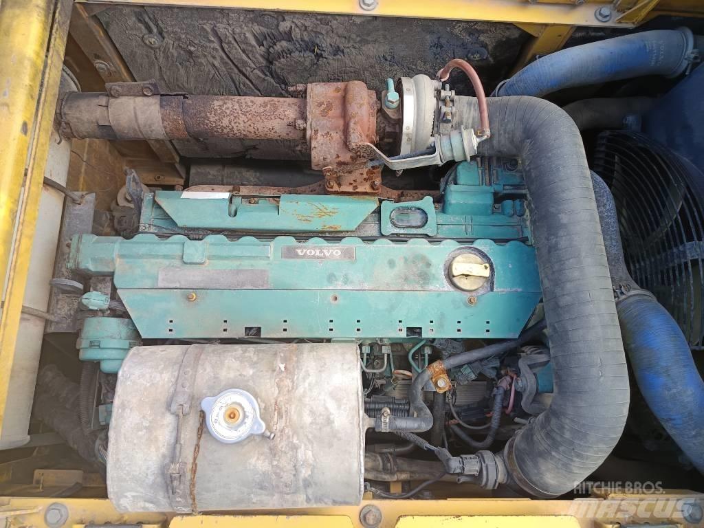 Volvo EC210B Escavatori cingolati