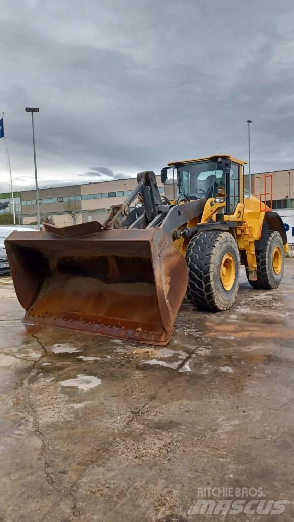 Volvo L 150 H Pale gommate
