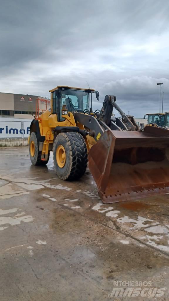 Volvo L 150 H Pale gommate