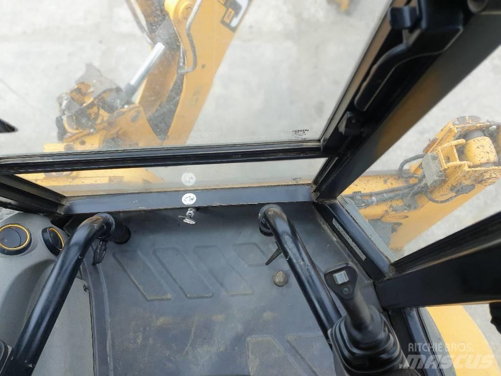 JCB 3 CX compact Terne