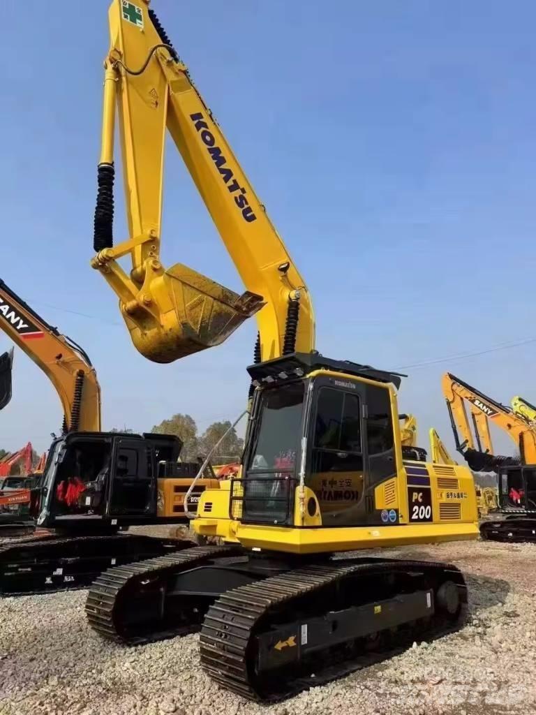 Komatsu PC 200 Escavatori cingolati