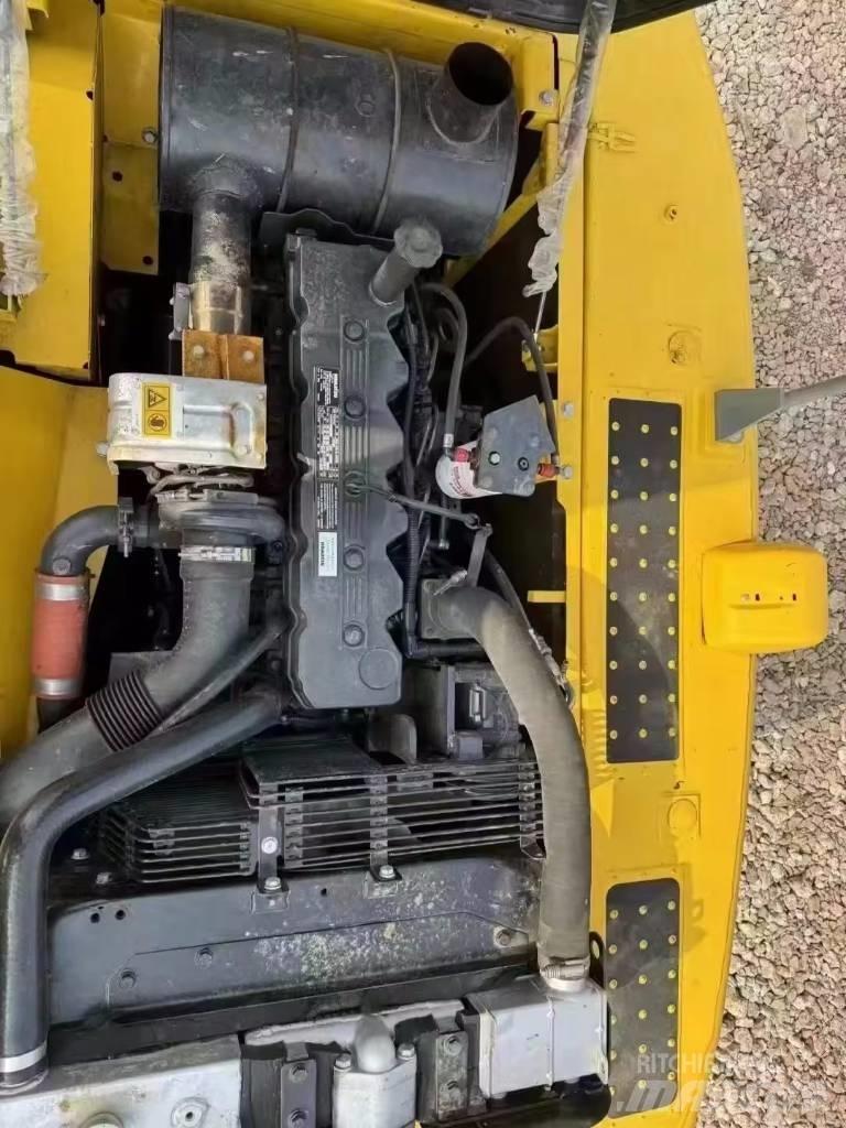 Komatsu PC 200 Escavatori cingolati