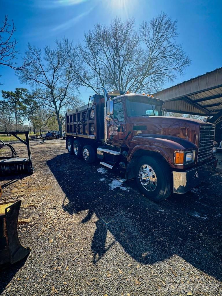 Mack CHU600 Camion ribaltabili