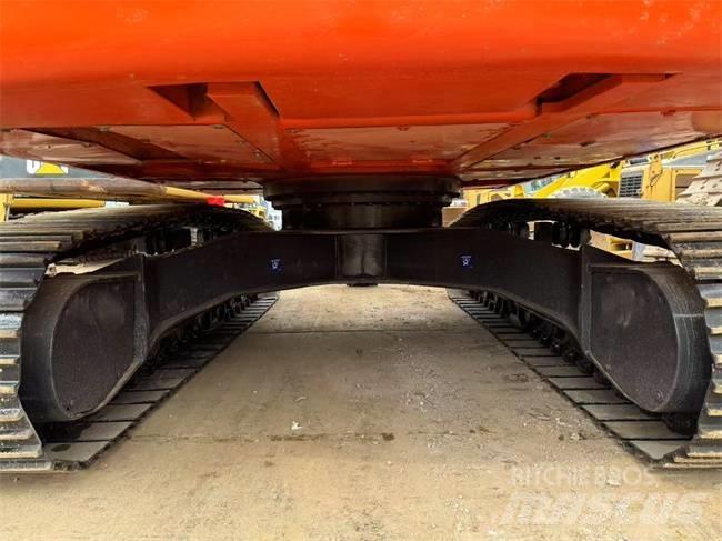 Doosan DX 225 LCA Escavatori cingolati